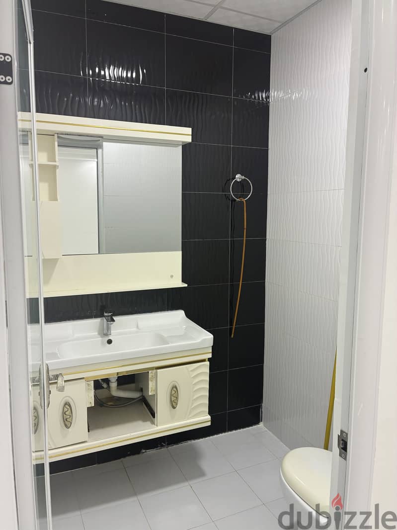 Beautiful flat in Al Seeb 8