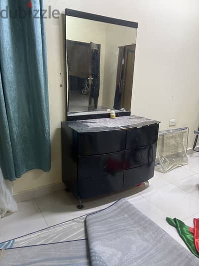 سرير وفرش وتسريحه