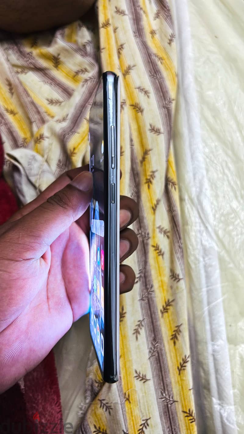 Realme 8 Pro 3