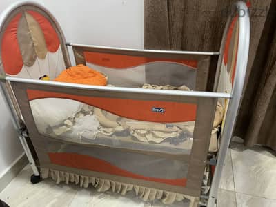 Used Bravo Baby Cot for Sale للبيع سرير أطفال مستعمل