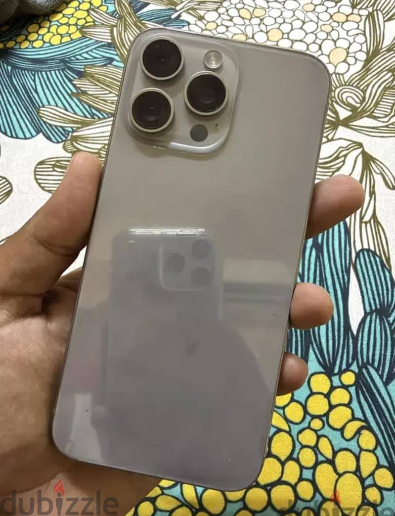 Apple - iPhone 15 Pro 3