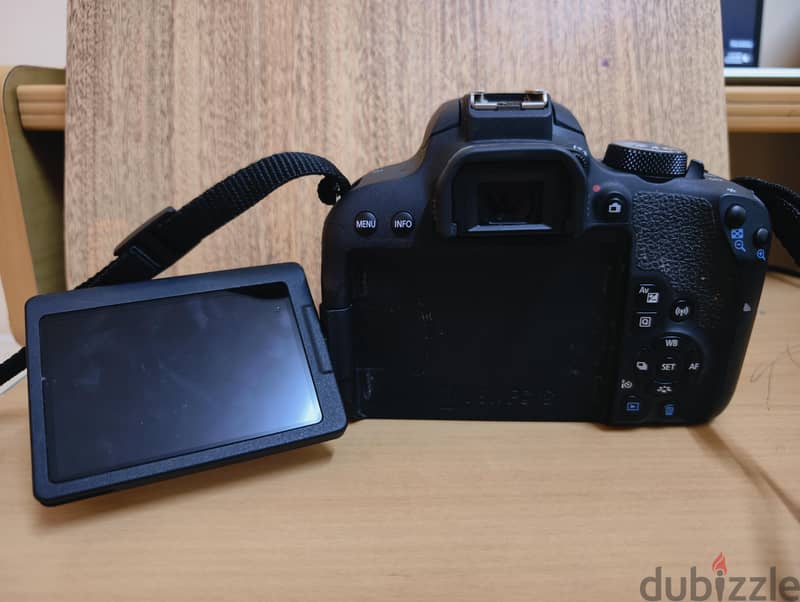 Canon EOS 800D 4