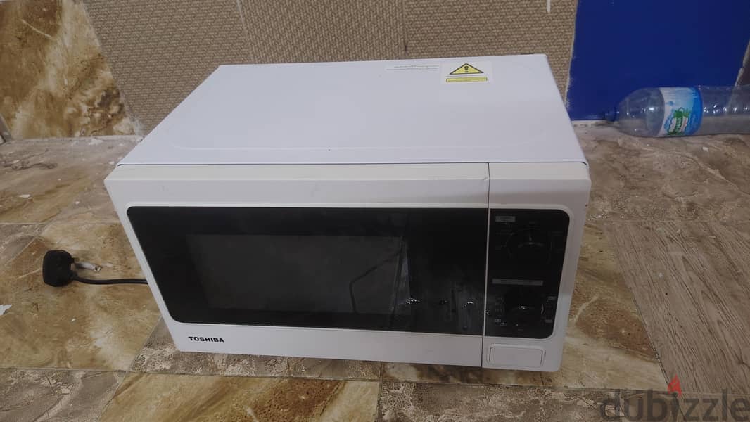 MICROWAVE OVEN 1