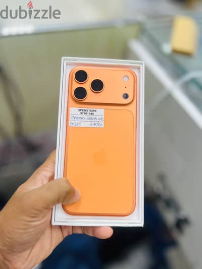 Apple - iPhone 17 Pro Max -256 GB - Box piece- Amazing condition ايفون