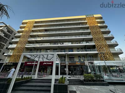 1 BR Cozy Apartment in Muscat Hills with Shared Amenities
