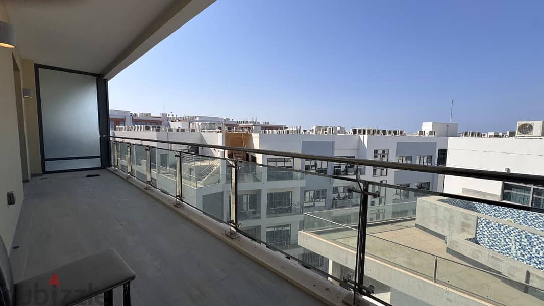 1 BR Cozy Apartment in Muscat Hills with Shared Amenities 5
