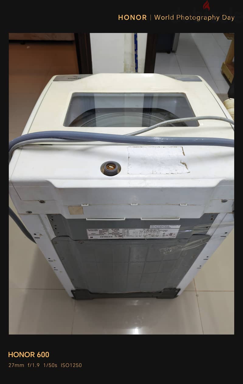 Washing machine Hitachi 8kg,3 year old 1