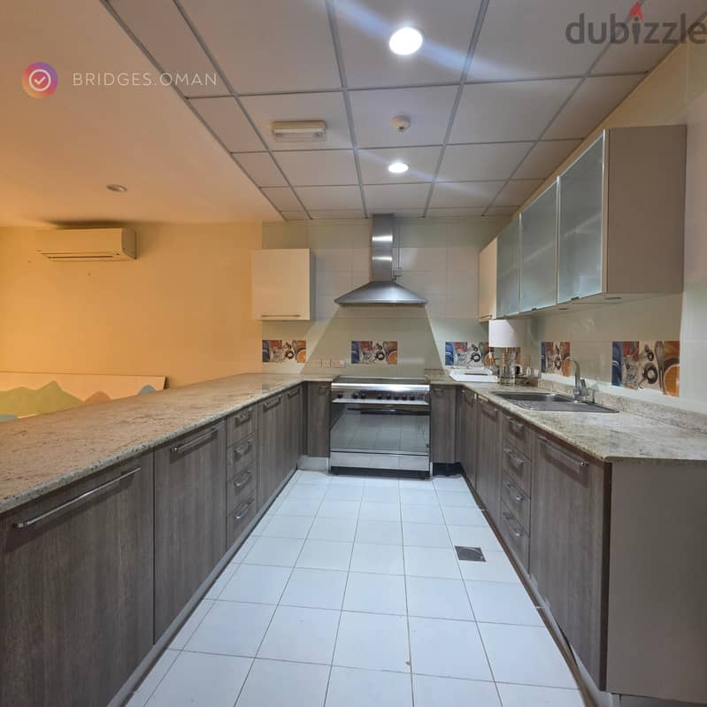 MADINAT QABOOS | STUNNING 3+1 BEDROOM VILLA FOR RENT 3