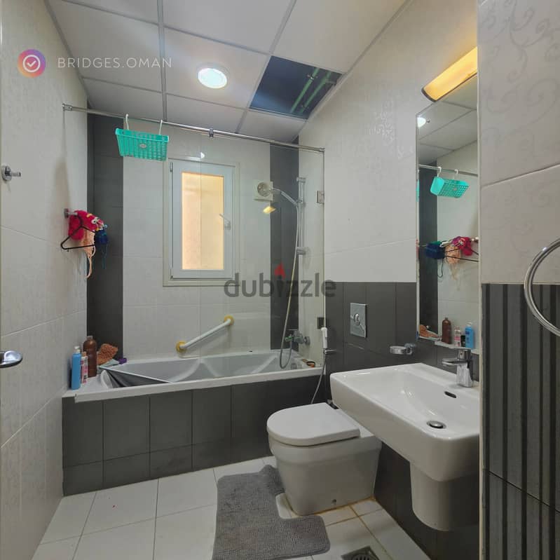 MADINAT QABOOS | STUNNING 3+1 BEDROOM VILLA FOR RENT 7