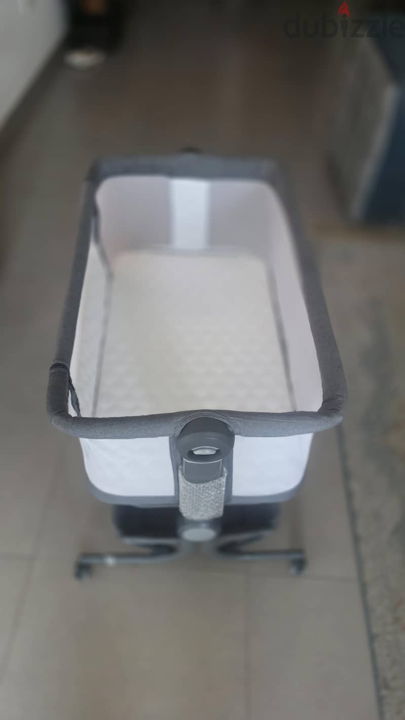 Baby crib 1
