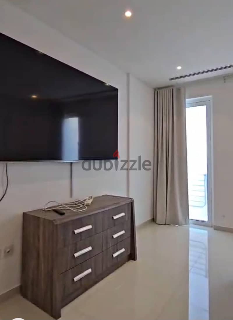 tha wave 2bhk full furniture 2