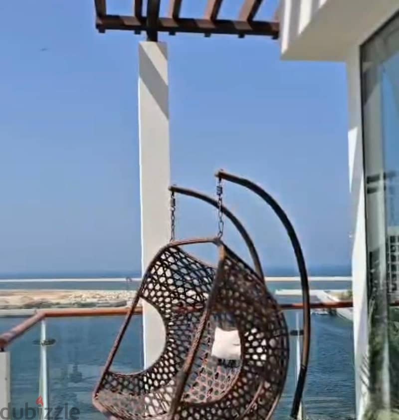 tha wave 2bhk full furniture 5