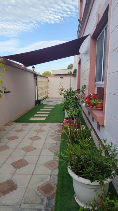 Gubrah _Beautiful well maintained Villa