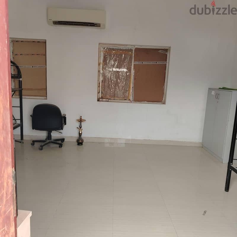 Industrial Yard for Rent in Oman – Spacious Open Storage Area 10