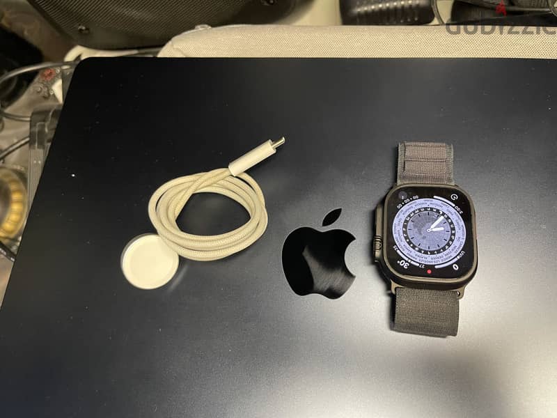 Apple Watch ultra 3 black titanium 2