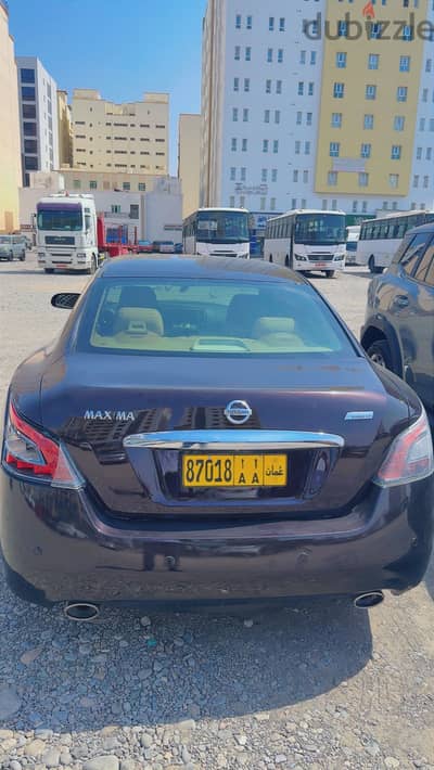 Nissan Maxima 2012