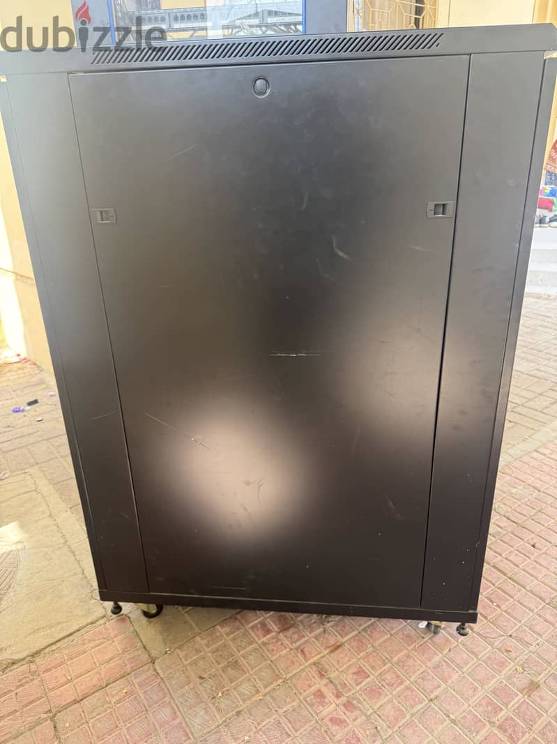 Networking box for sale 3