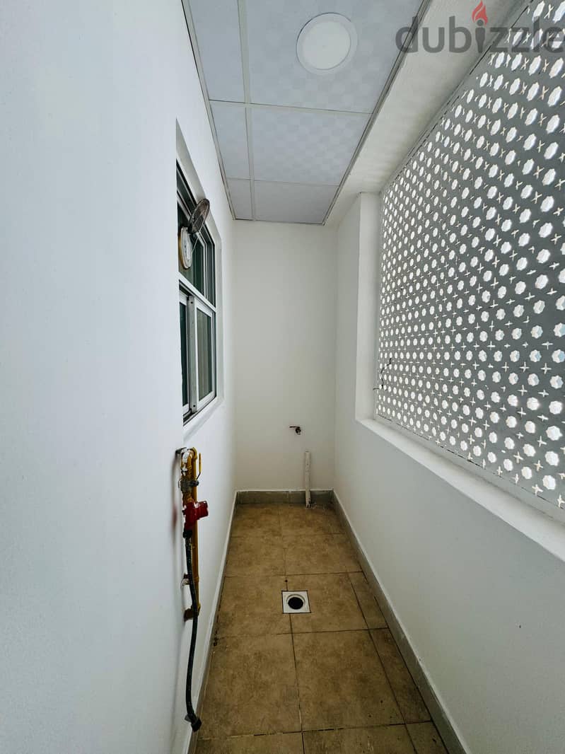 2 BHK apartments in al khuwair 33 (a1f55) 5