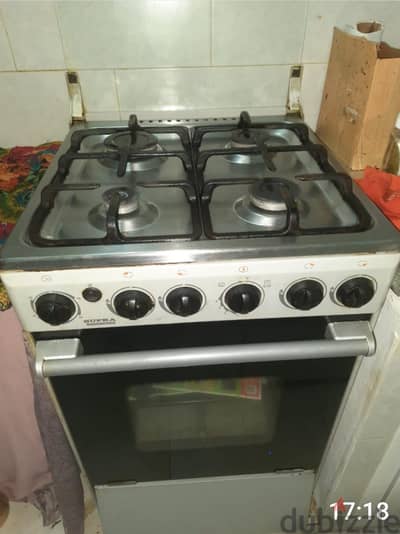 Supra 4 burner gas stove with oven
