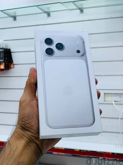 Apple - iPhone 17 Pro Max -256 GB -Box piece- Fabulous condition ايفون