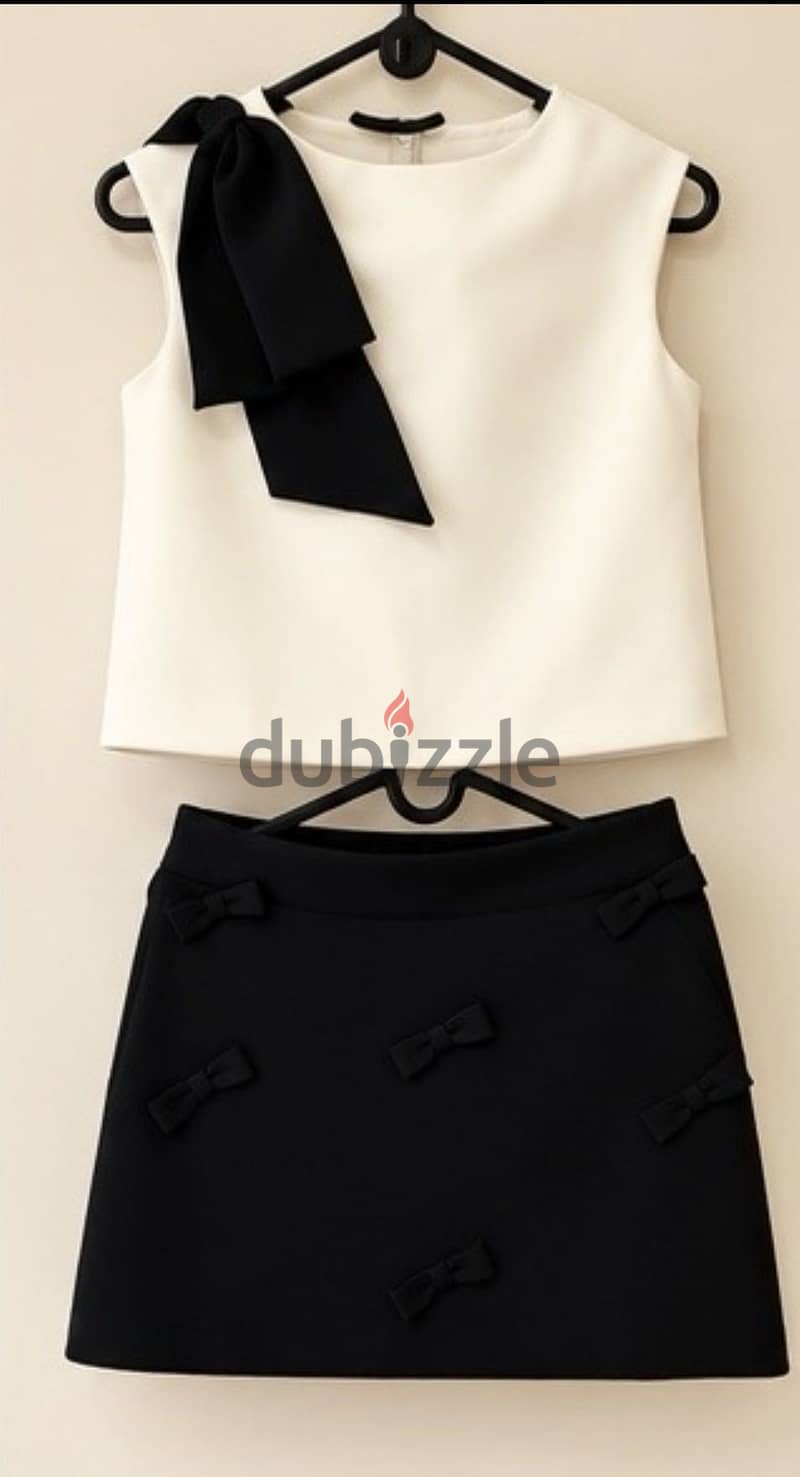 GIRLS’ CLOTHES FOR SALE – AGES 10–12 17