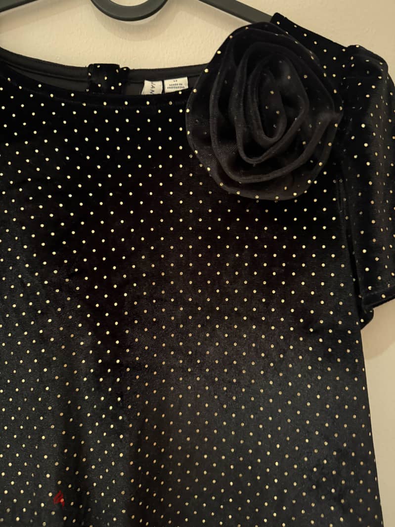 GIRLS’ CLOTHES FOR SALE – AGES 10–12 19