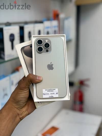 Apple - iPhone 15 Pro-128/256 GB - 15 Pro Max 256 GB -