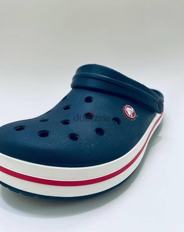 CROCS 1