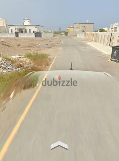 البيع أرض سكنيه بركاء الحفري خلف مدرسة ثابت بن قيس