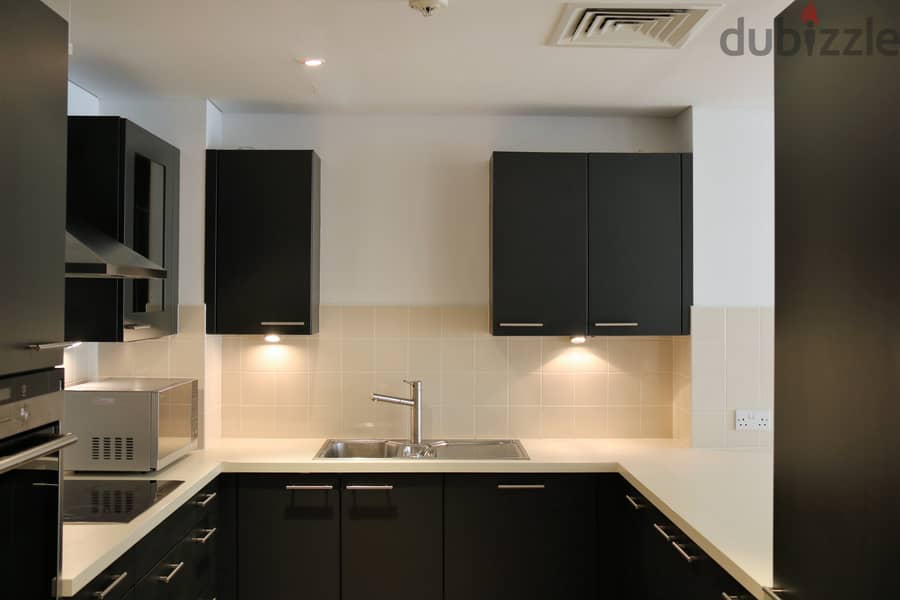 Spacious 1BHK Apartment in The Wave (Al Mouj) Muscat 2