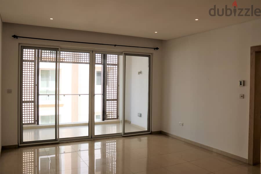 Spacious 1BHK Apartment in The Wave (Al Mouj) Muscat 3