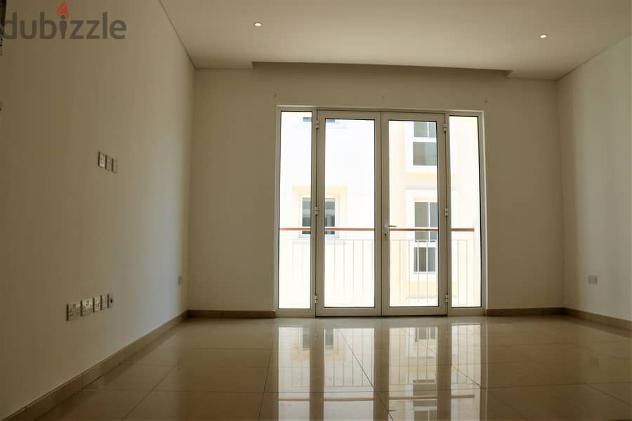 Spacious 1BHK Apartment in The Wave (Al Mouj) Muscat 4
