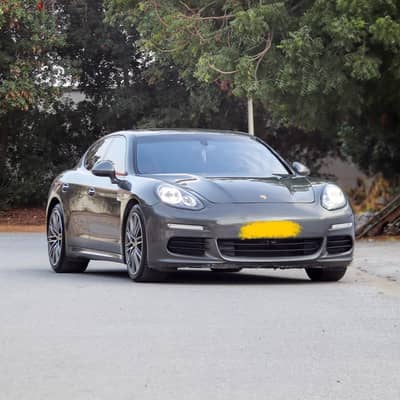 Porsche Panamera 2014 good condition.