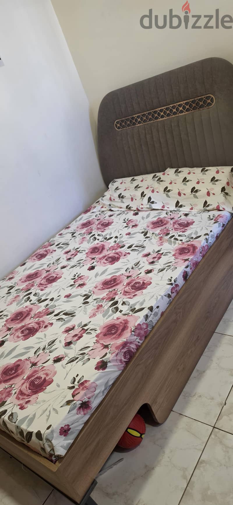 bed for sell 4