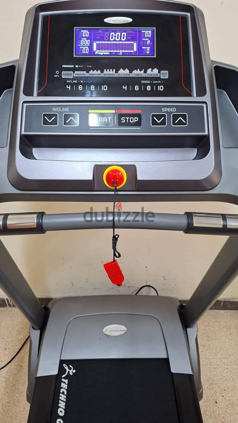 Treadmill 2.5 HP With Automatic Inclined Function(Can be Deliver also) 9