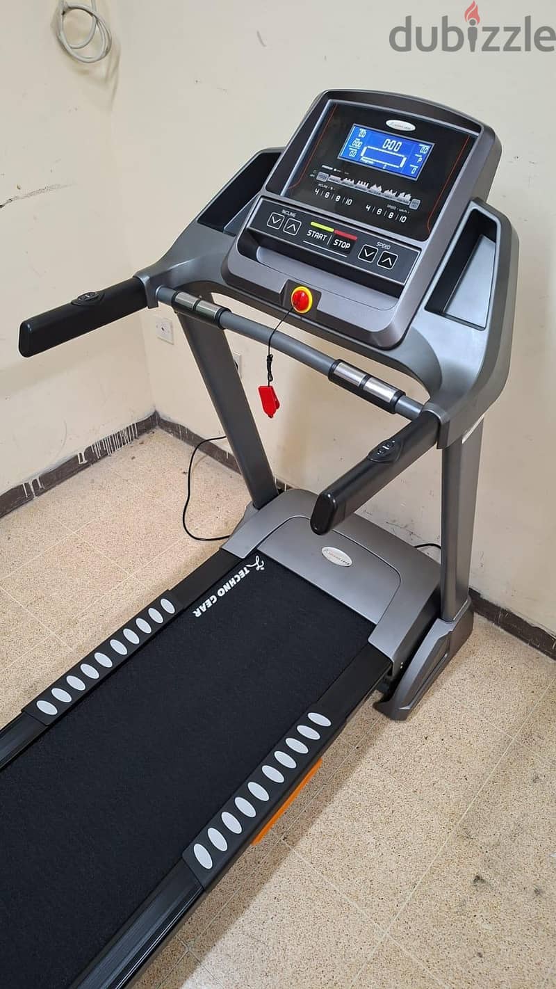 Treadmill 2.5 HP With Automatic Inclined Function(Can be Deliver also) 13