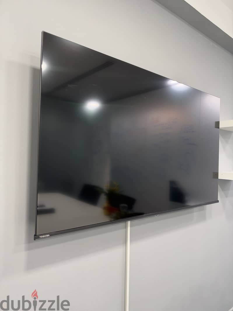 Toshiba Smart TV - 55inch 1