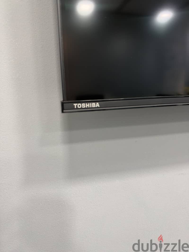 Toshiba Smart TV - 55inch 3