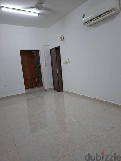 Room for rent in boshar غرفه للايجار فى بوشر