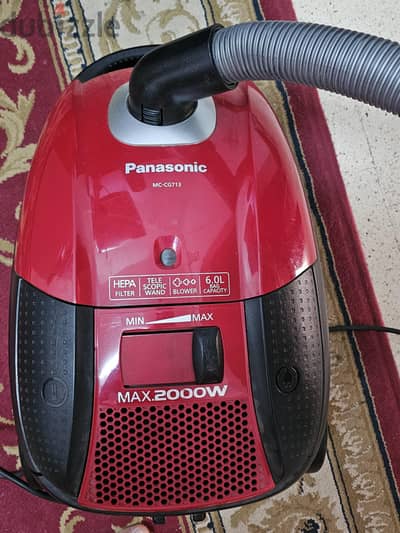 Panasonic MC-CG713 Vacuum Cleaner - 2000W, HEPA Filter, 6L Bag