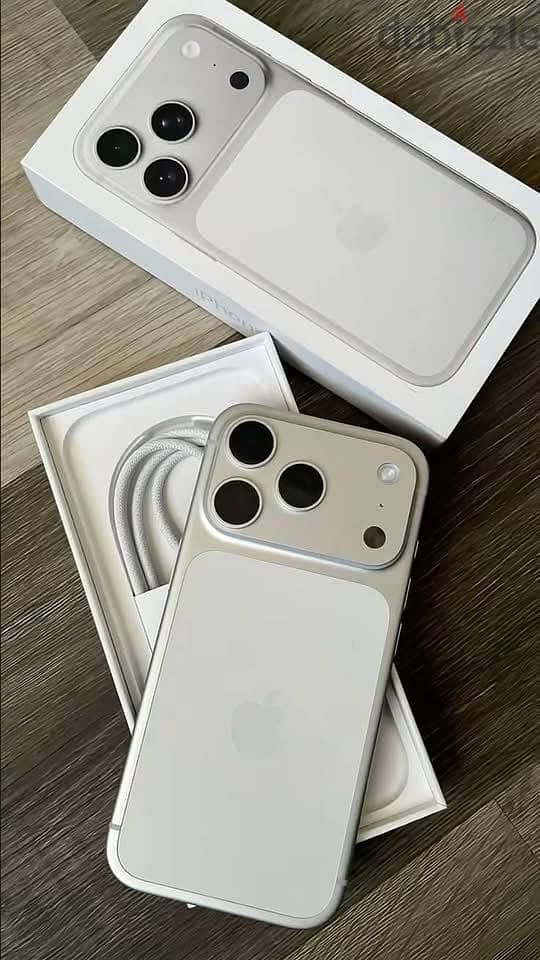 iPhone 17 pro max (11 months warranty) amazing condition 2