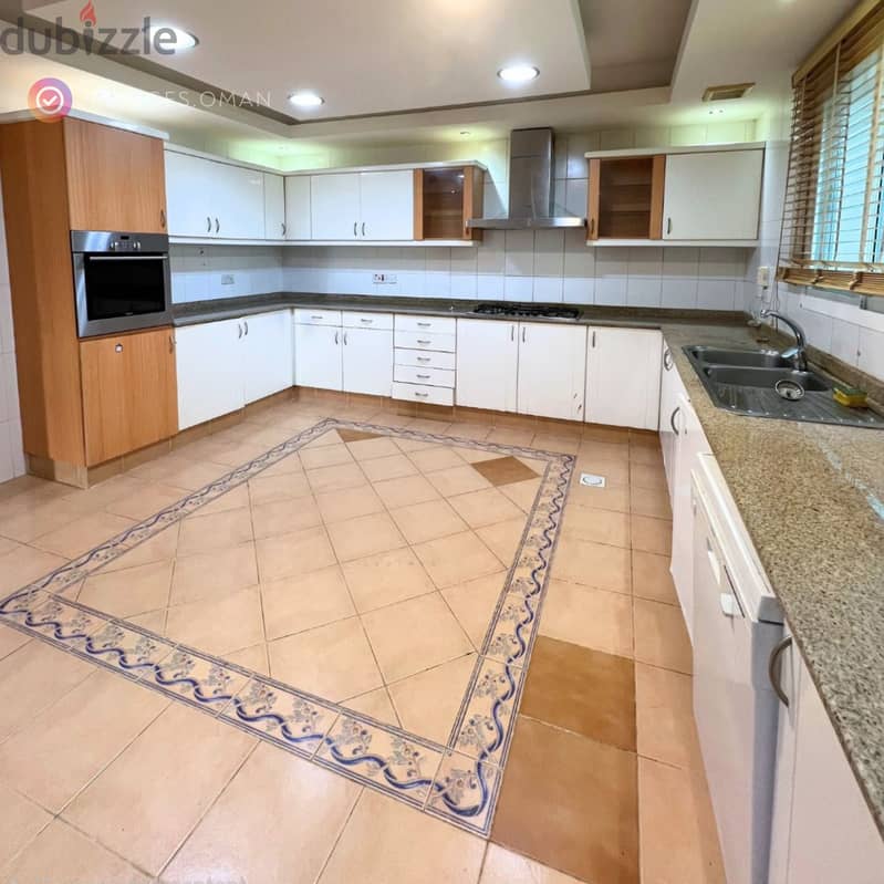 AZAIBA | SPACIOUS 5+1 BEDROOM VILLA FOR RENT 5