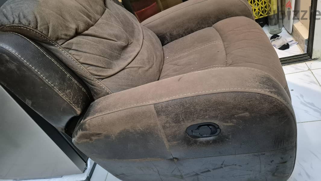 Recliner Chair for Sale 1