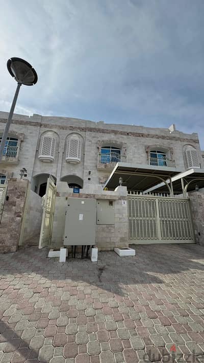 Luxury Townhouse For Rent -Sultan Qaboos City