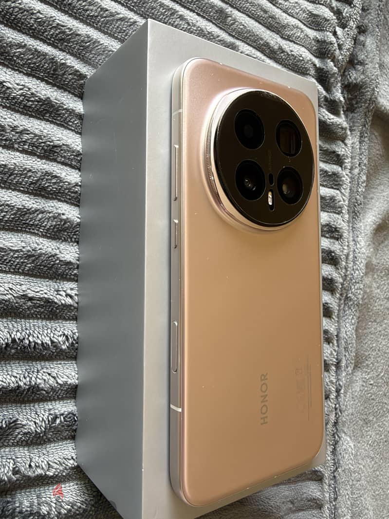 Honor Magic 8 Pro 4