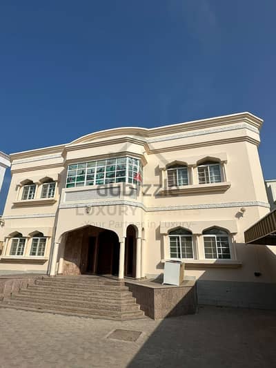 6 Bedroom Villa For Rent In Azaiba - فيلا من 6 غرف نوم للإيجار في العذيبة