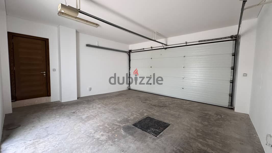 3 BR + 1 Maid’s Room Modern Courtyard Villa in Al Mouj 11