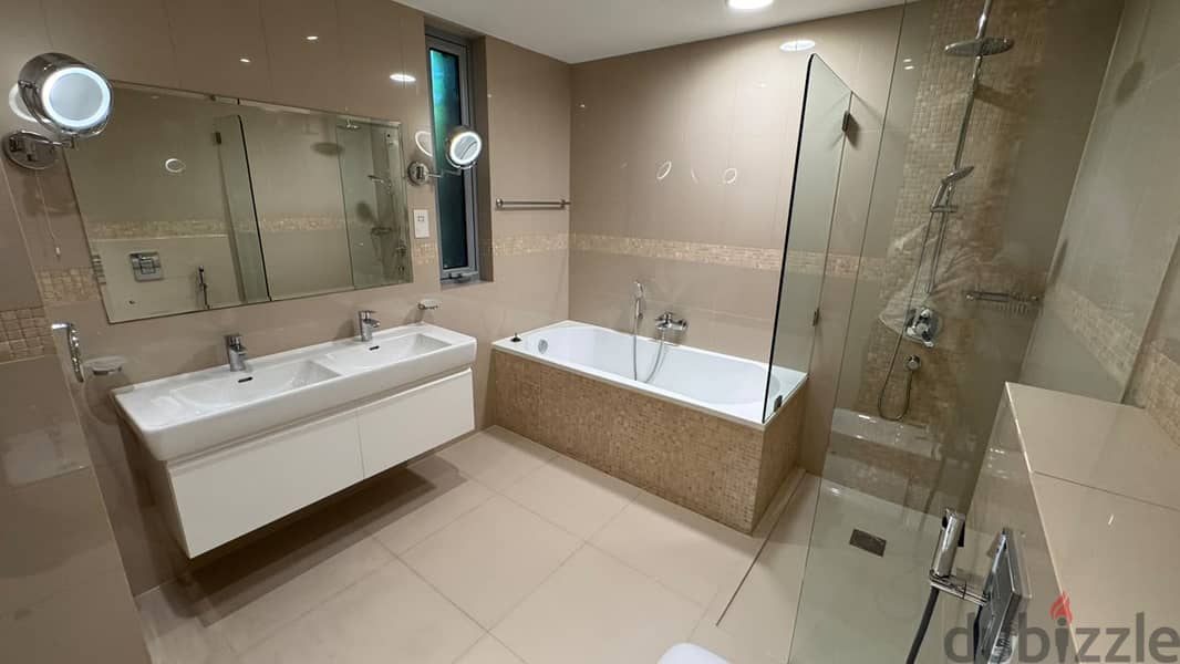 3 BR + 1 Maid’s Room Modern Courtyard Villa in Al Mouj 19