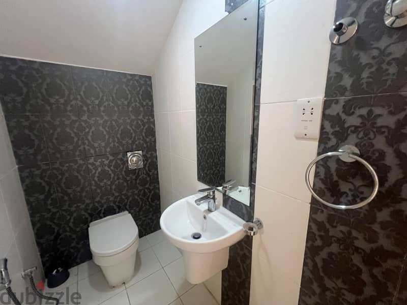 5BHK Villa for Rent in MSQ | UMV43 8