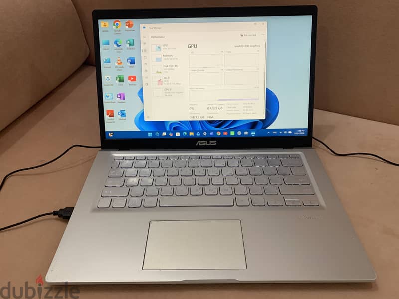 Asus laptop i3 th 11 Gen windows 11 home 4